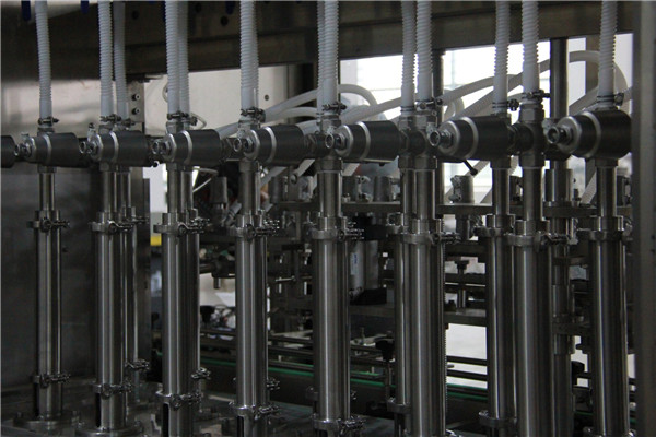 అధిక సామర్థ్యం గల క్యాప్సికమ్ సాస్ లీనియర్ లిక్విడ్ ఫిల్లింగ్ మెషిన్